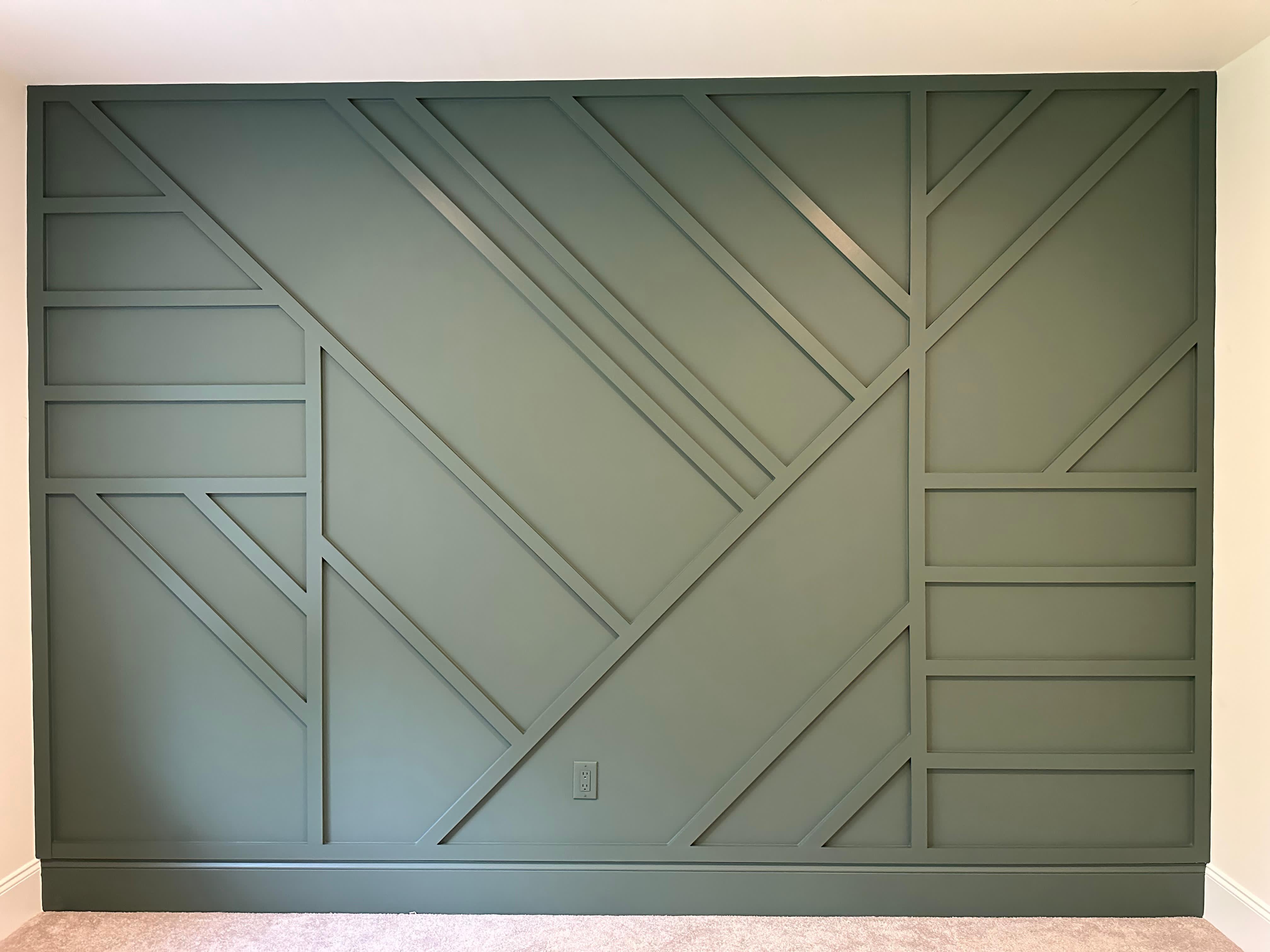 Molding wall